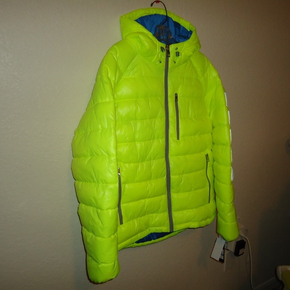 Guess Logo Puffer Hooded Jacket 111AN210 Neon Yellow Men's Size X-Large - Picture 3 of 15